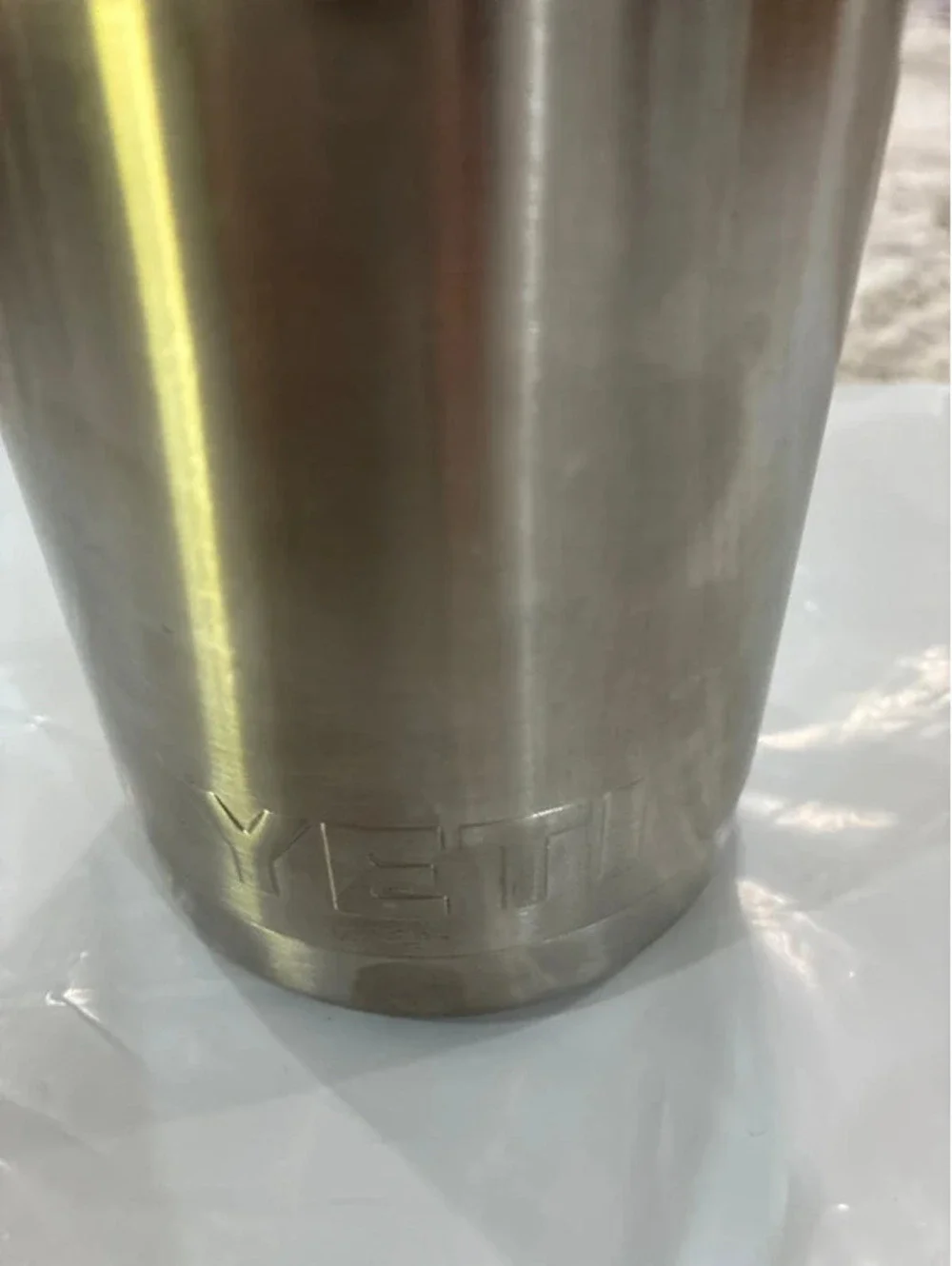 Yeti 12oz can holder